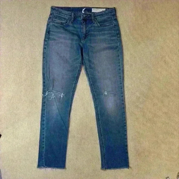 rag & bone Women's 27 Dre Low Rise Boyfriend Jeans in Mick w Holes Distressed - Picture 3 of 10